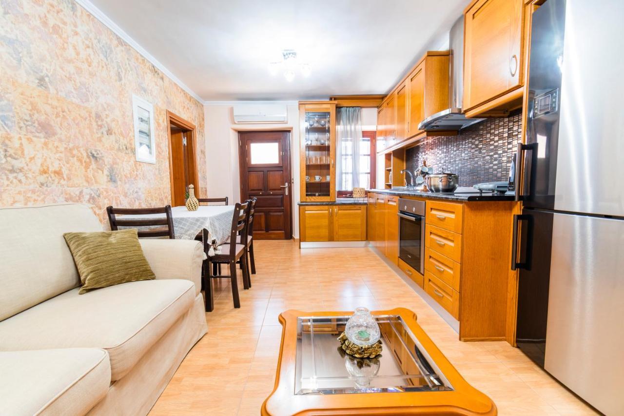 Eirini Apartamento Simi Exterior foto